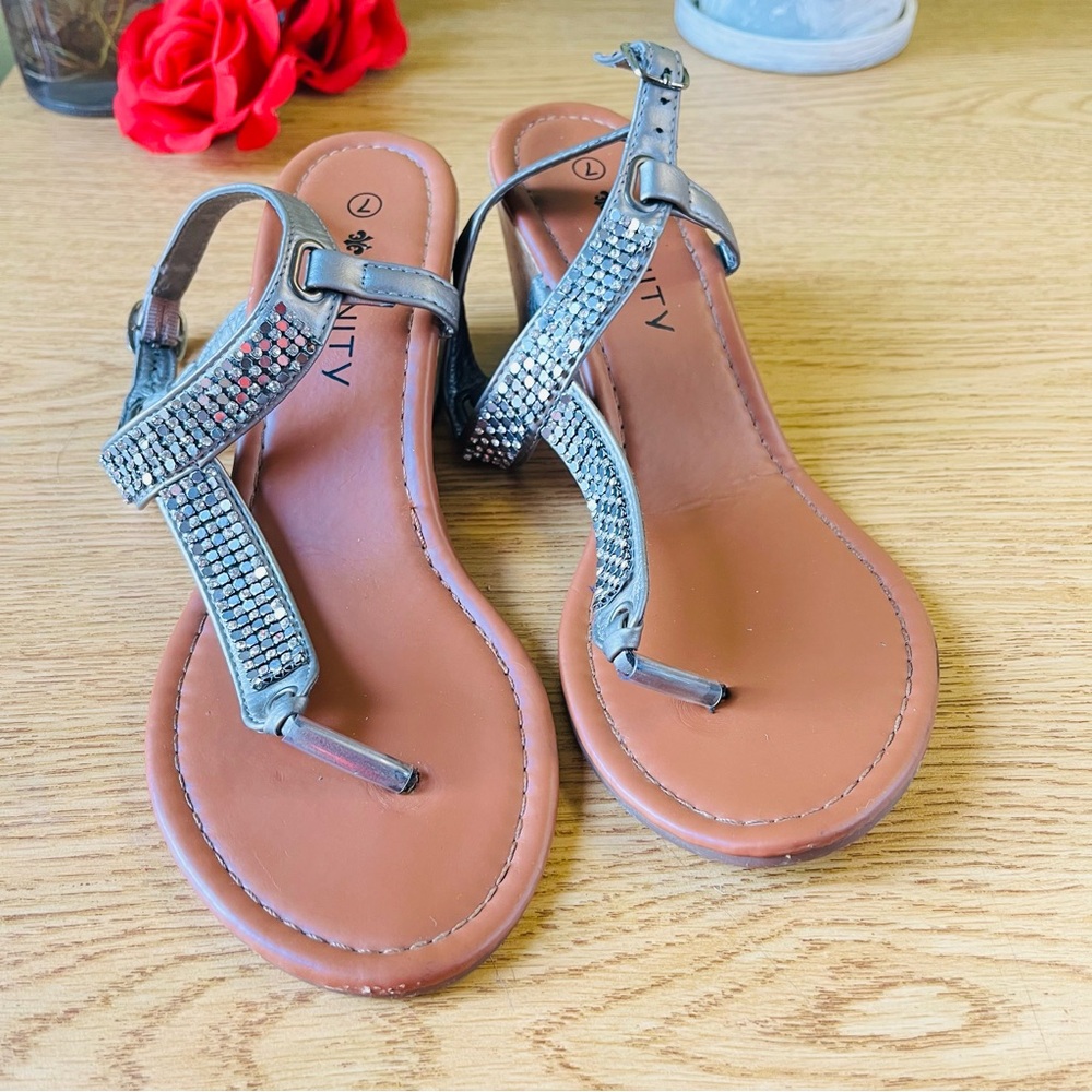 Silver Embellished Sandals - Vanity Size 7